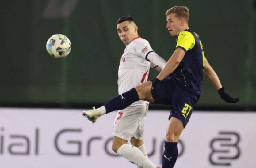 Металіст 1925 і Верес не змогли дограти гру через світло