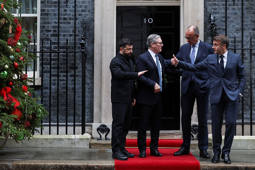 Переговори в Лондоні. Макрон побачив козирі