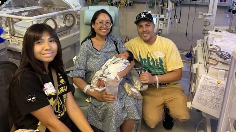 У США жінка народила дитину з 10-кілограмовою кістою яєчника