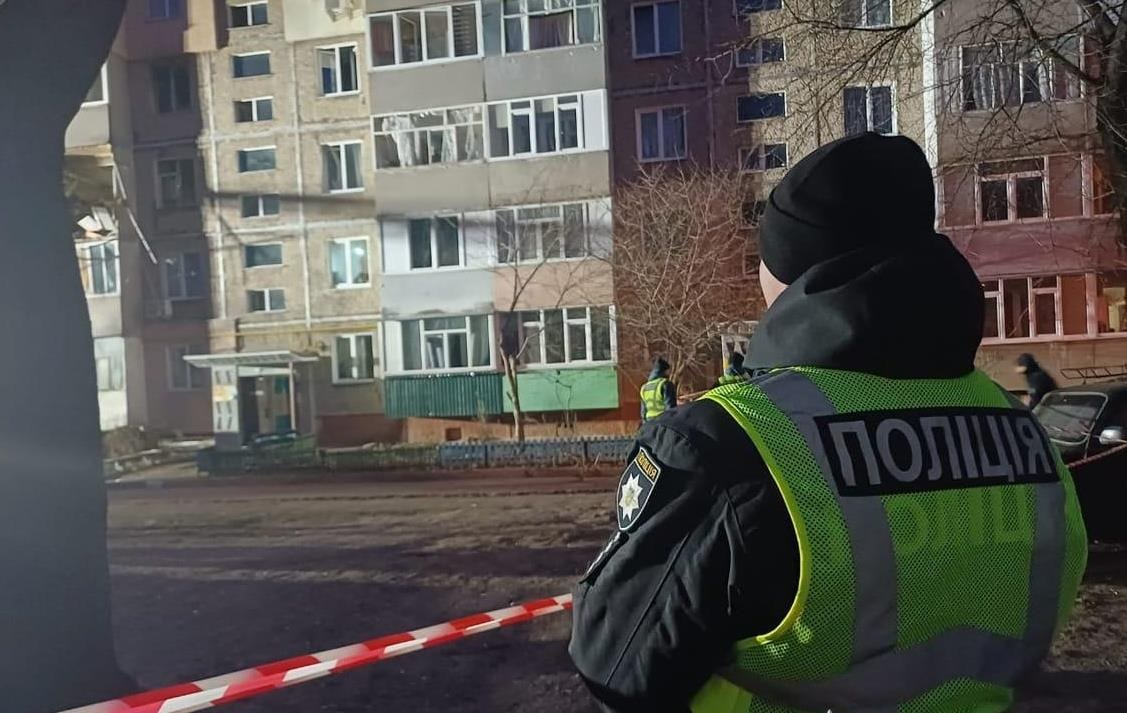 Удар по багатоповерхівці в Чернігові: кількість постраждалих зросла