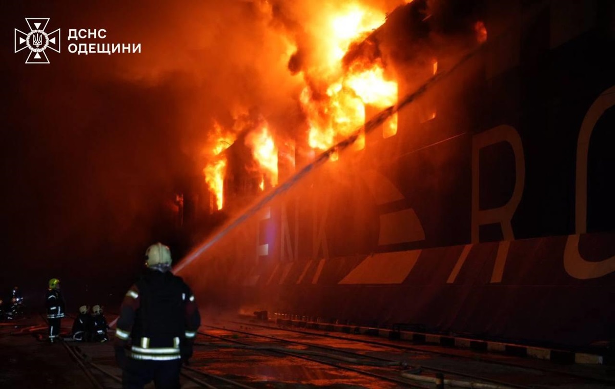 Зеленський відреагував на удар по судну на Одещині