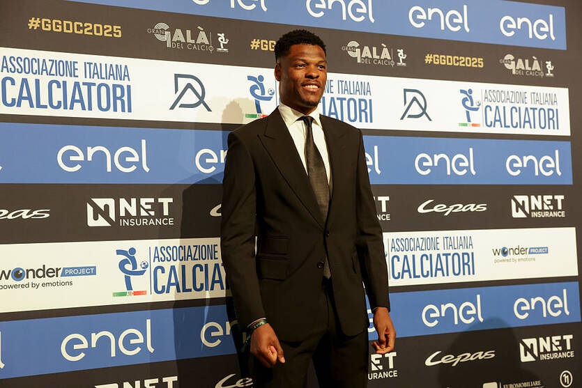 Дюмфріс об’єднує європейські клуби в зацікавленості в ньому