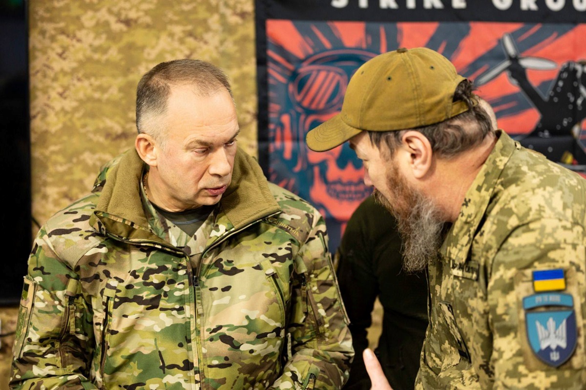 Росія стягує резерви до Покровська – Сирський