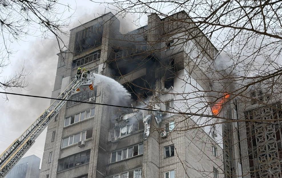 Росіяни влучили в житловий будинок у Дніпрі