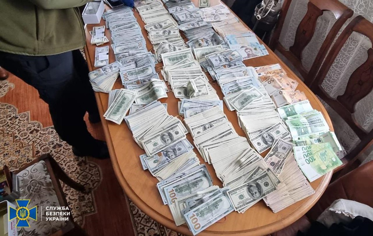 У голови районної ВЛК вилучили понад $300 тисяч