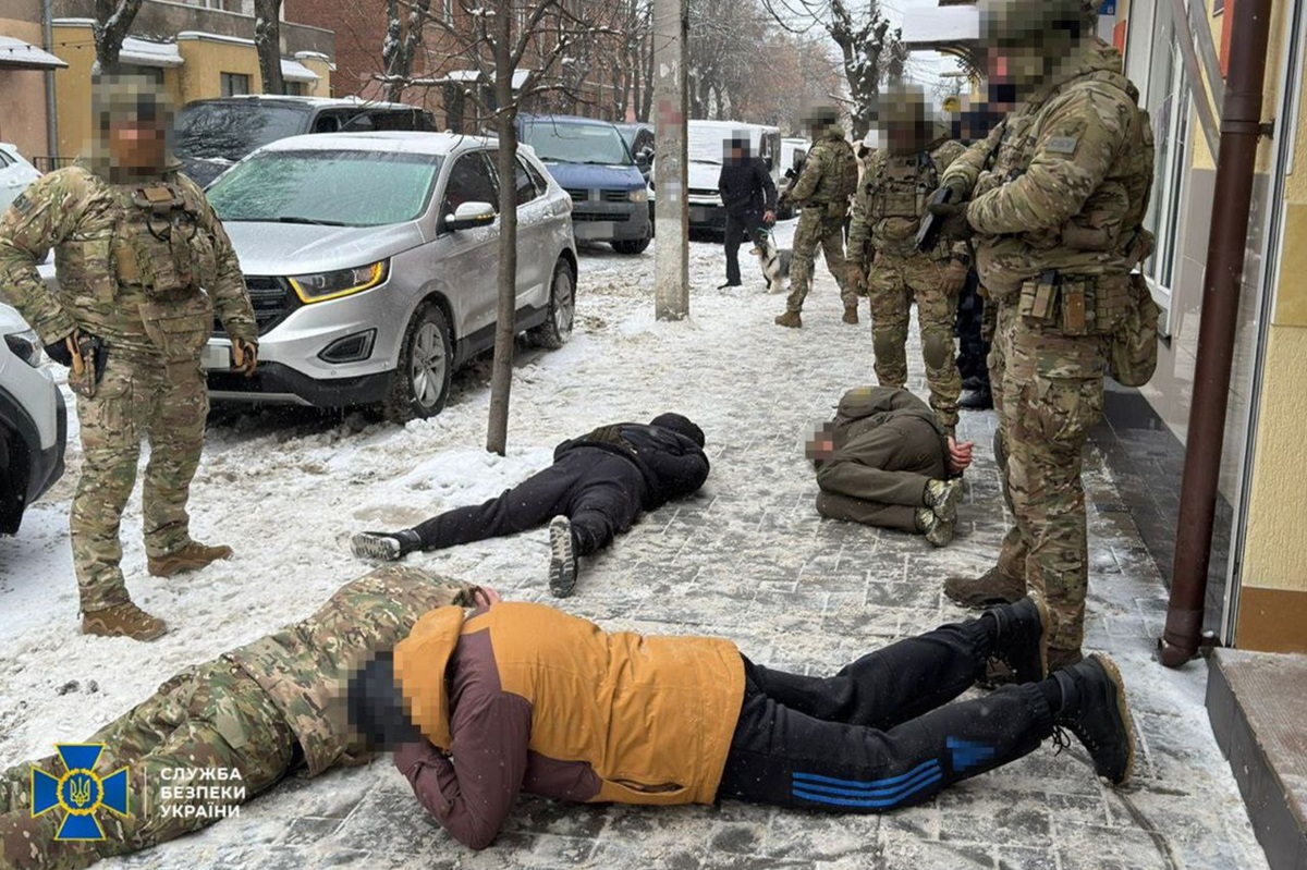 У Вінниці фейковий “добробат” продавав ухилянтам “захист” від ТЦК