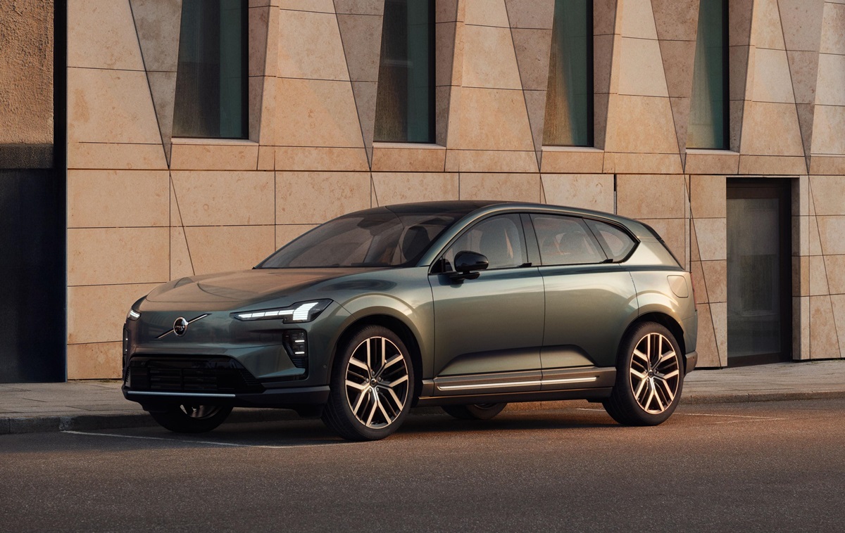 Volvo представила електрокроссовер EX60