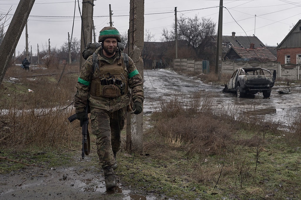 Донбас і Запоріжжя. Сценарії п’ятого року війни