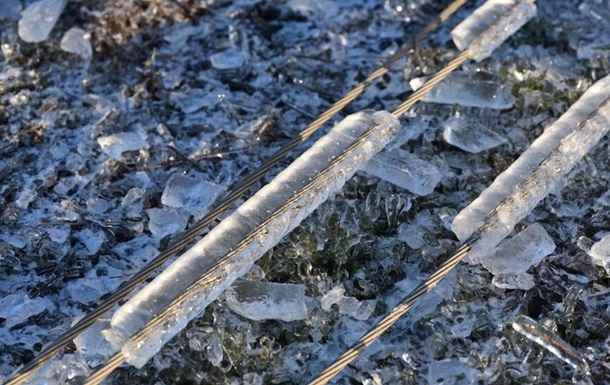 На Одещині тисячі людей залишаються без світла після негоди