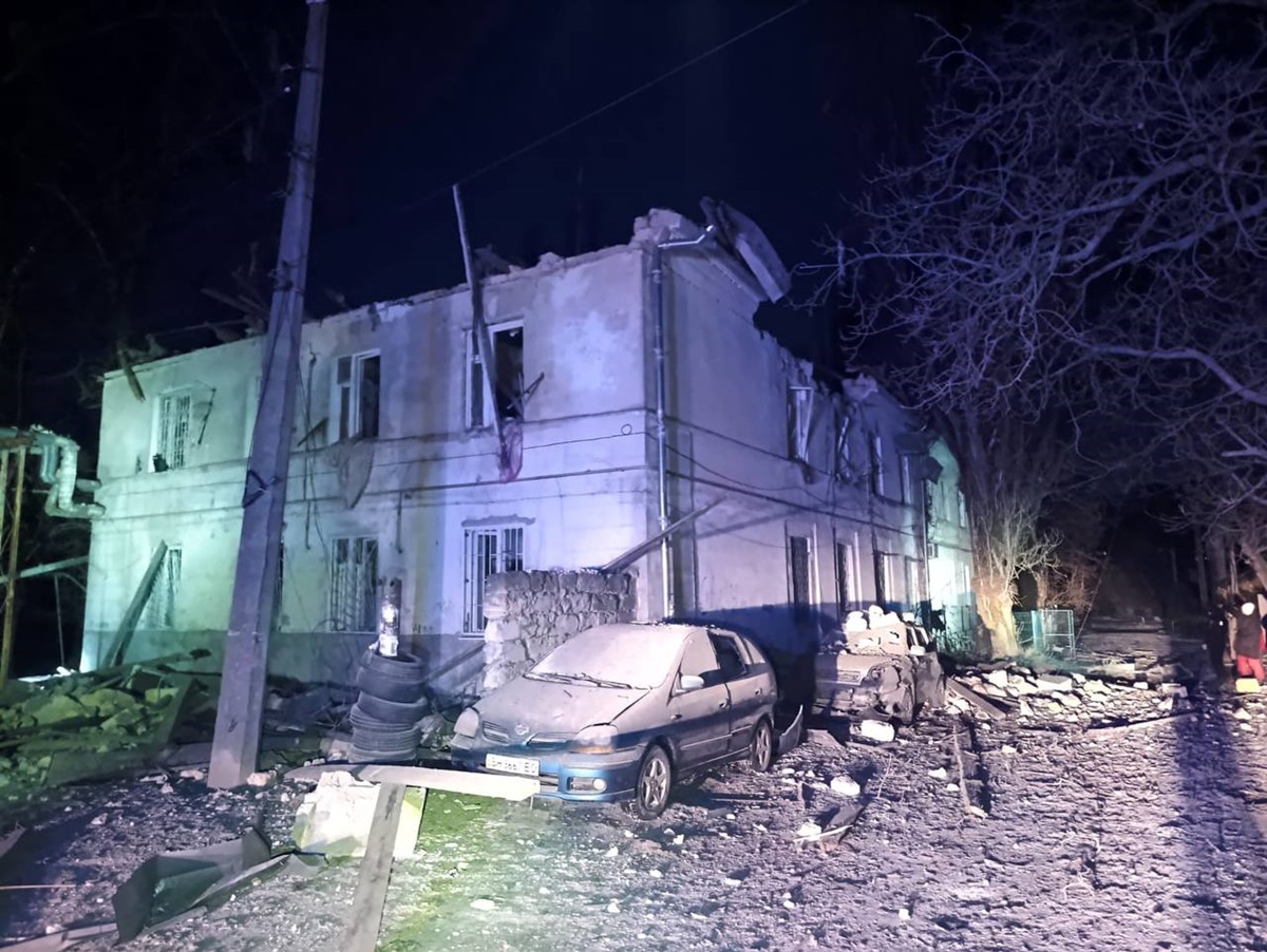 В Одесі показали наслідки атаки РФ у двох районах