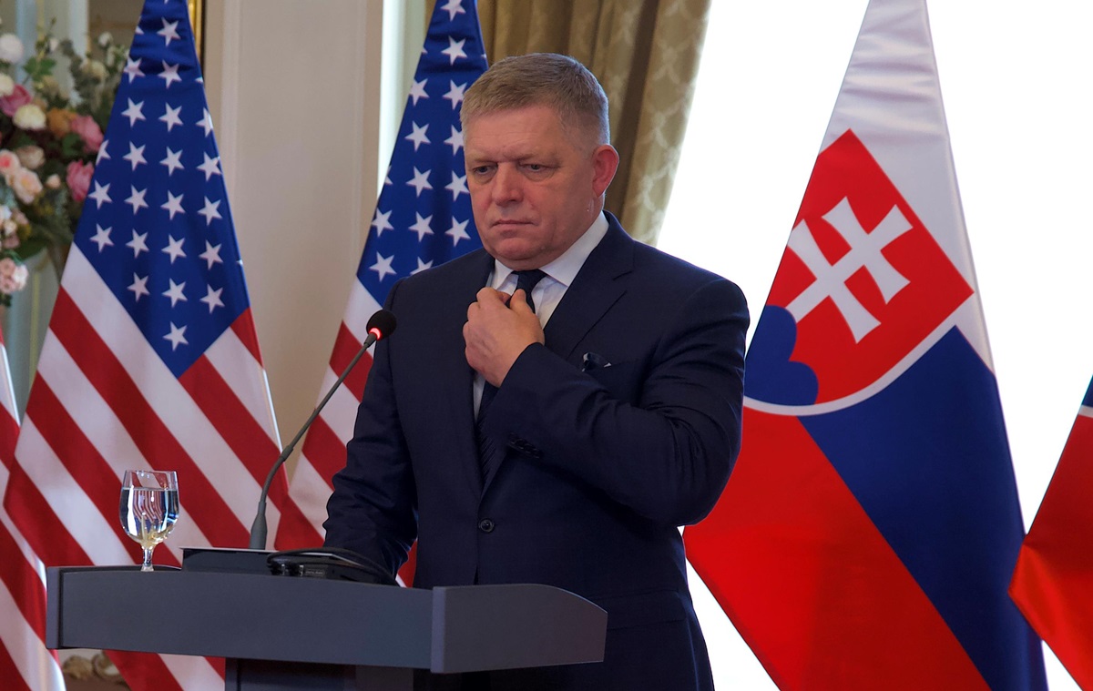 В Словаччині планують подати в прокуратуру скаргу на Фіцо