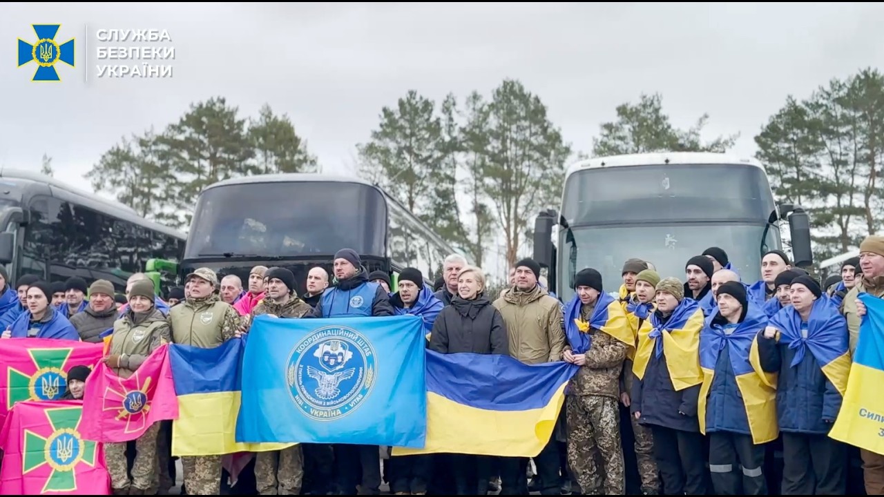 СБУ показала ексклюзивне відео з обміну полонених 5 березня