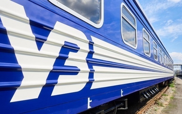 Автобуси замість поїздів: Укрзалізниця змінила маршрути руху