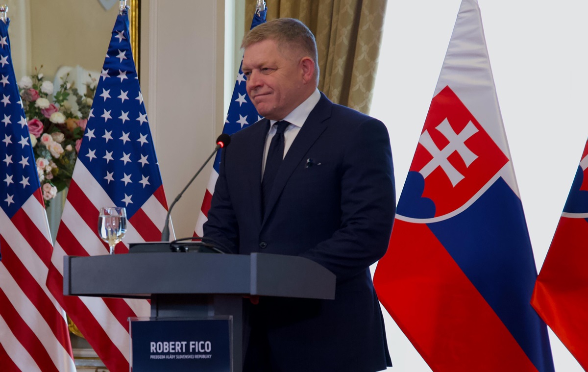 Фіцо назвав умову зустрічі з Зеленським