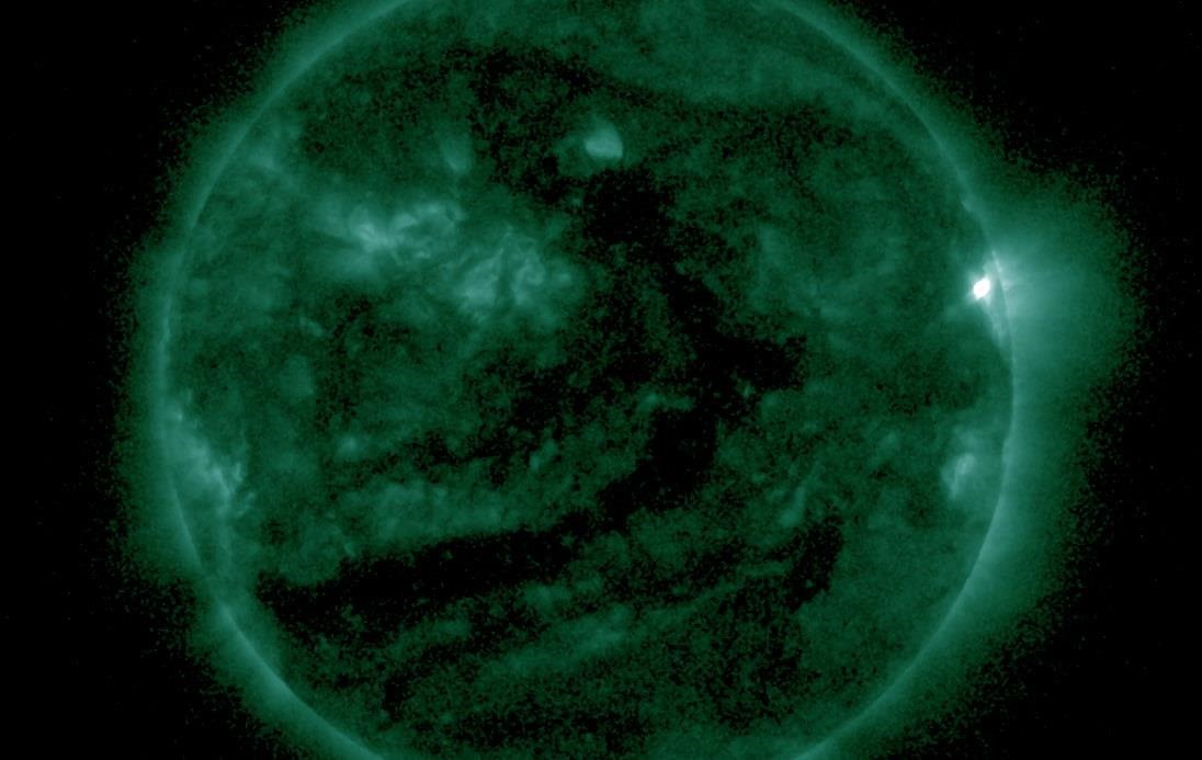 На Сонці стався сильний спалах