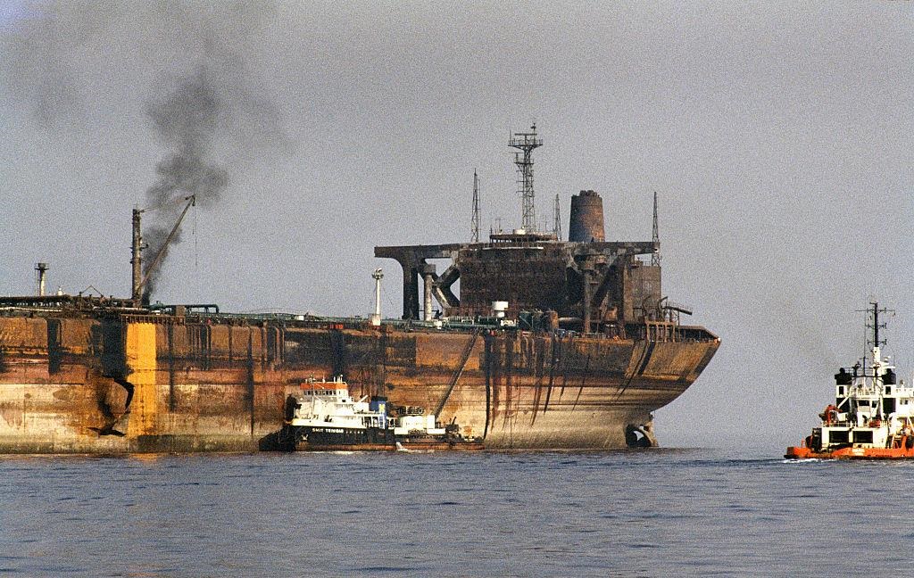 Нафта дорожчає на новинах з Близького Сходу