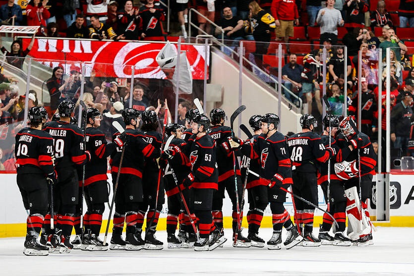 НХЛ: Коламбус обіграв Тампу, Кароліна – Піттсбург