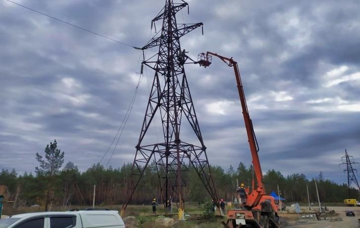 По всій Україні відновили відключення світла