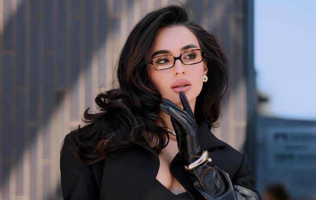 Трінчер потрапила у курйоз під час зйомок кліпу