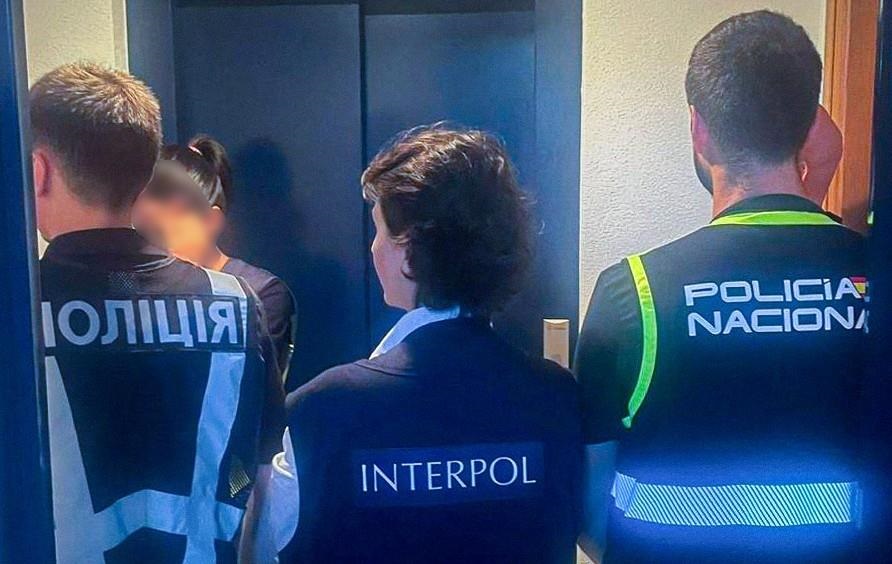 В Іспанії викрили масштабну схему з експлуатації українок