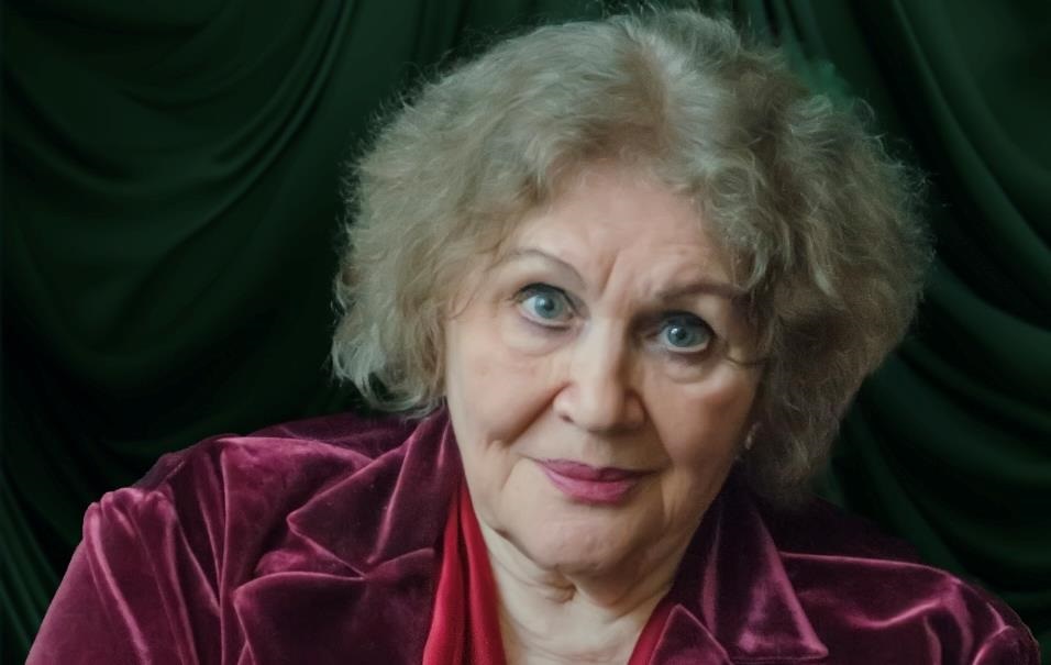 В Україні запустили флешмоб до дня народження Ліни Костенко