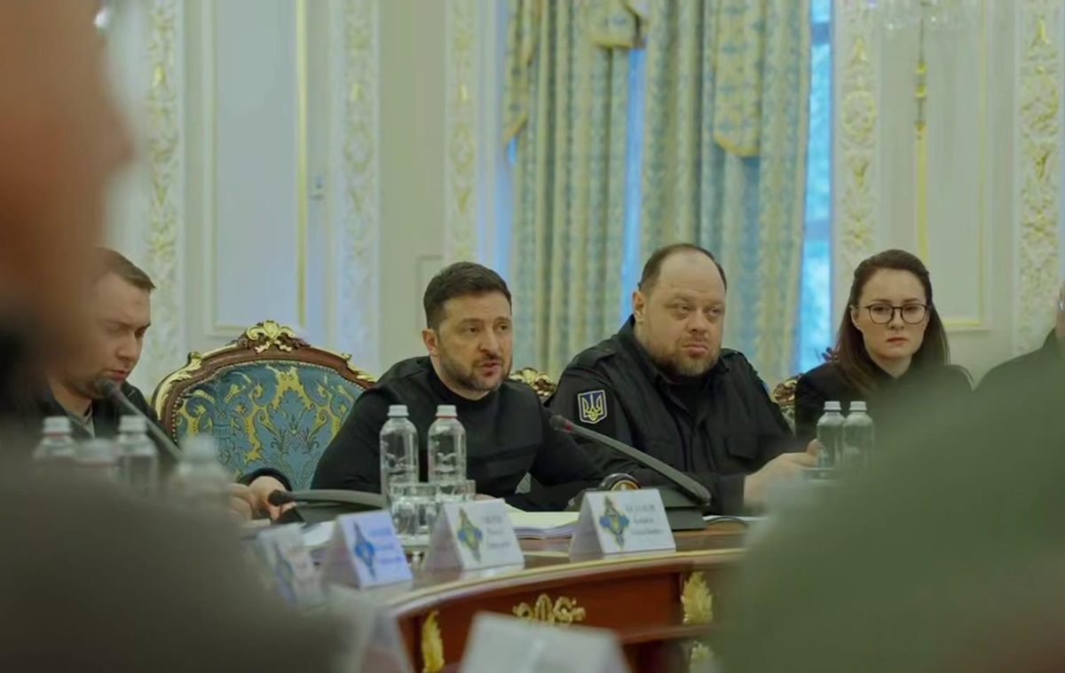 Зеленський розкритикував Київ на засіданні РНБО