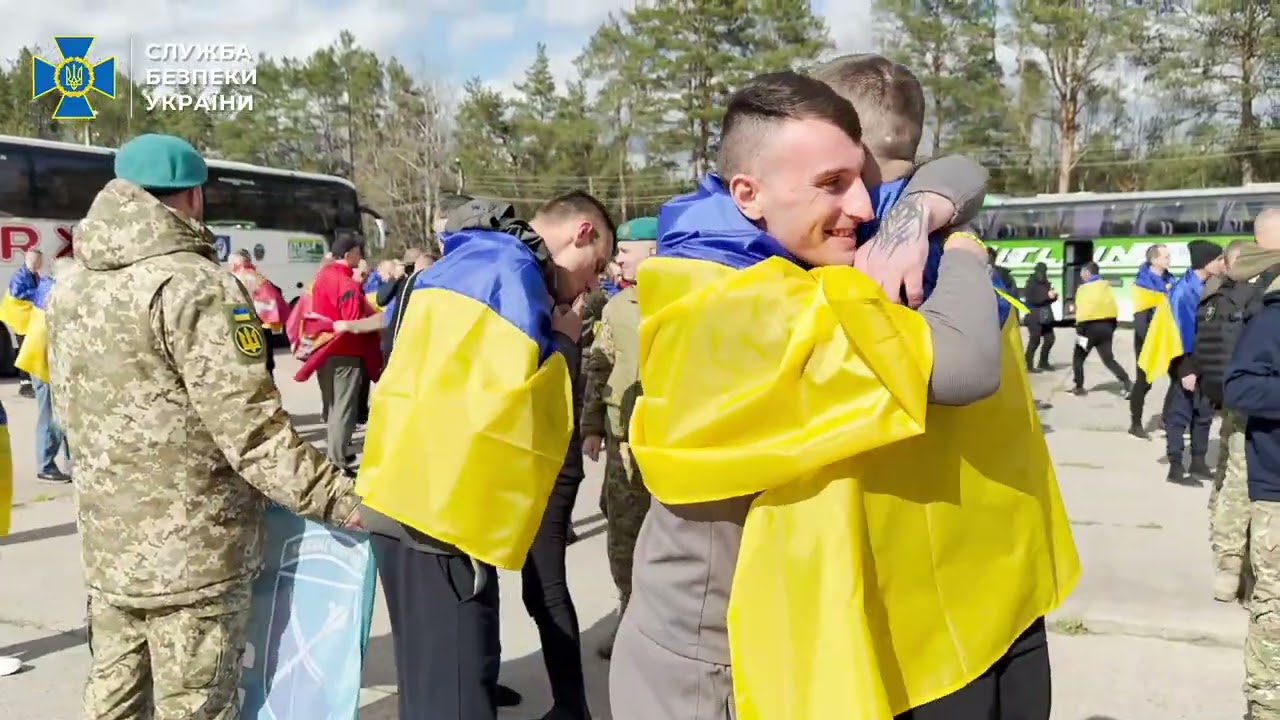 СБУ показала ексклюзивне відео з обміну полоненими 24 квітня