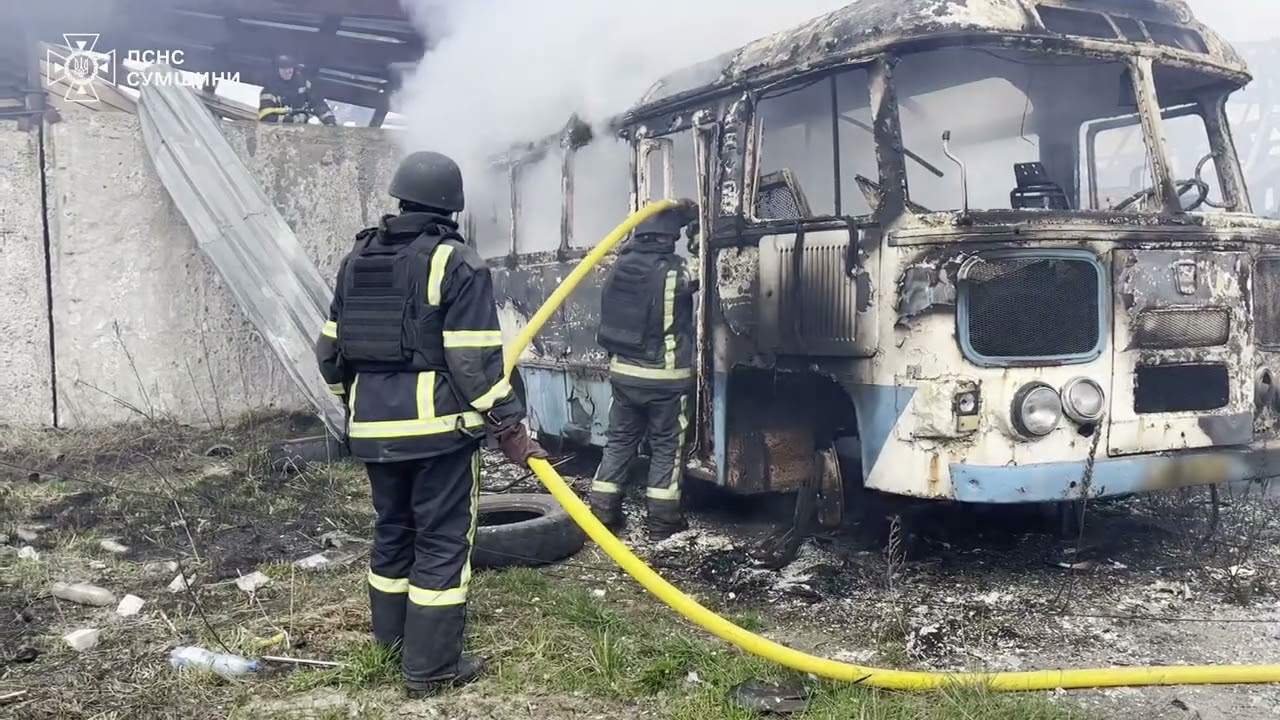 рф знову атакувала Сумщину: співробітники ДСНС працювали на місцях влучань