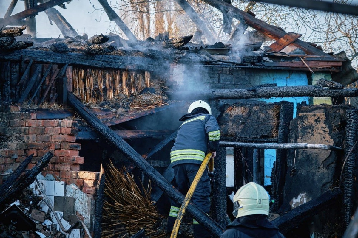 Атака дронів на Черкаси: з’явилися фото наслідків