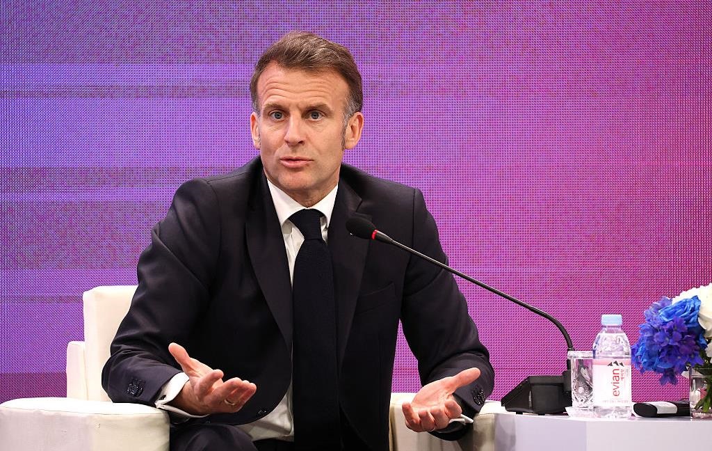 Макрон закликав світ об&rsquo;єднатися проти гегемонії США