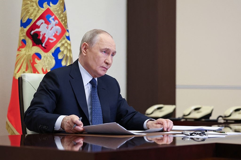 Путін визнав негативну динаміку економіки РФ