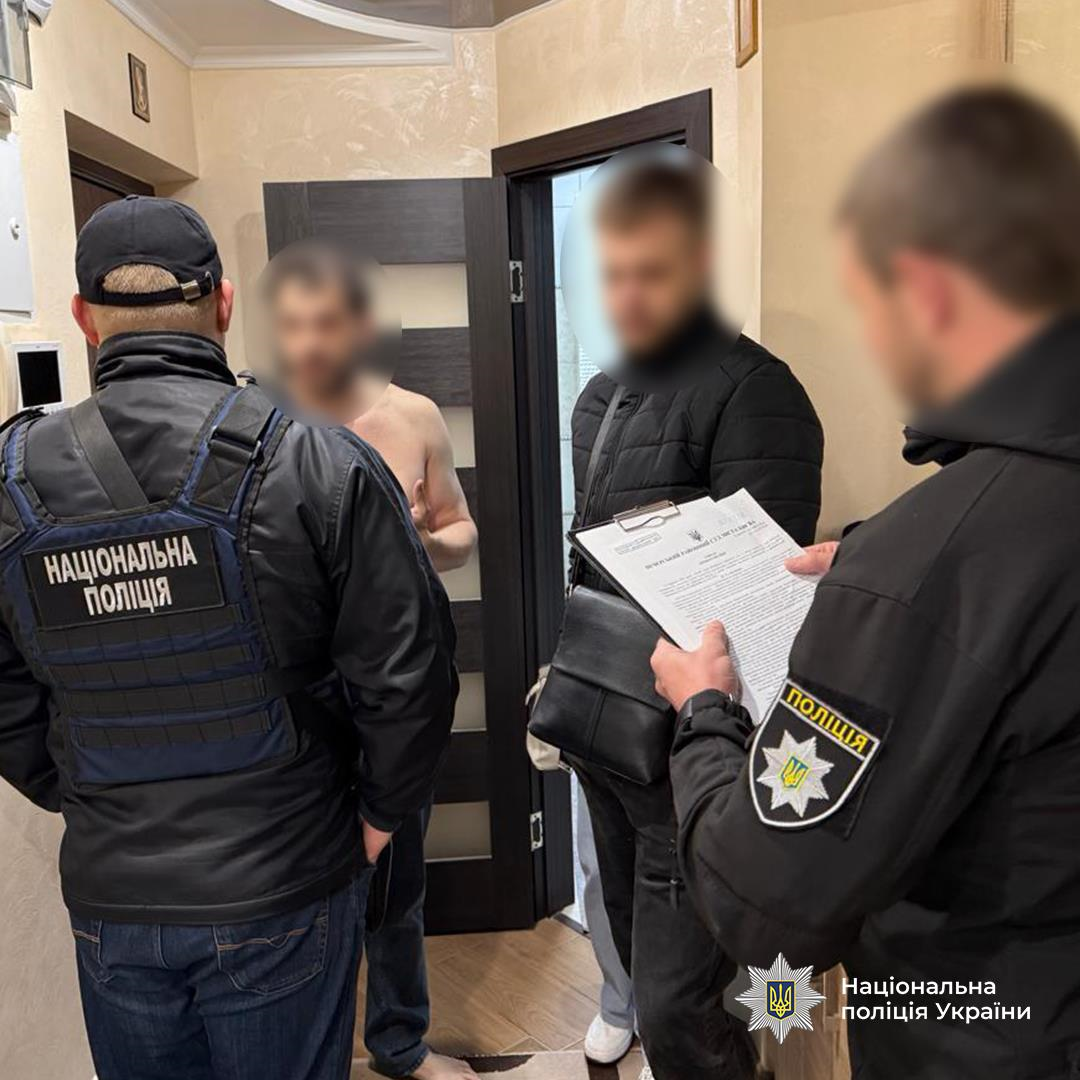 Шахраї викрали мільйон грн через SIM-карти українців