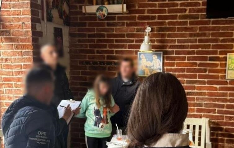 У Луцьку жінка продала 6-річного сина за 25 тисяч доларів