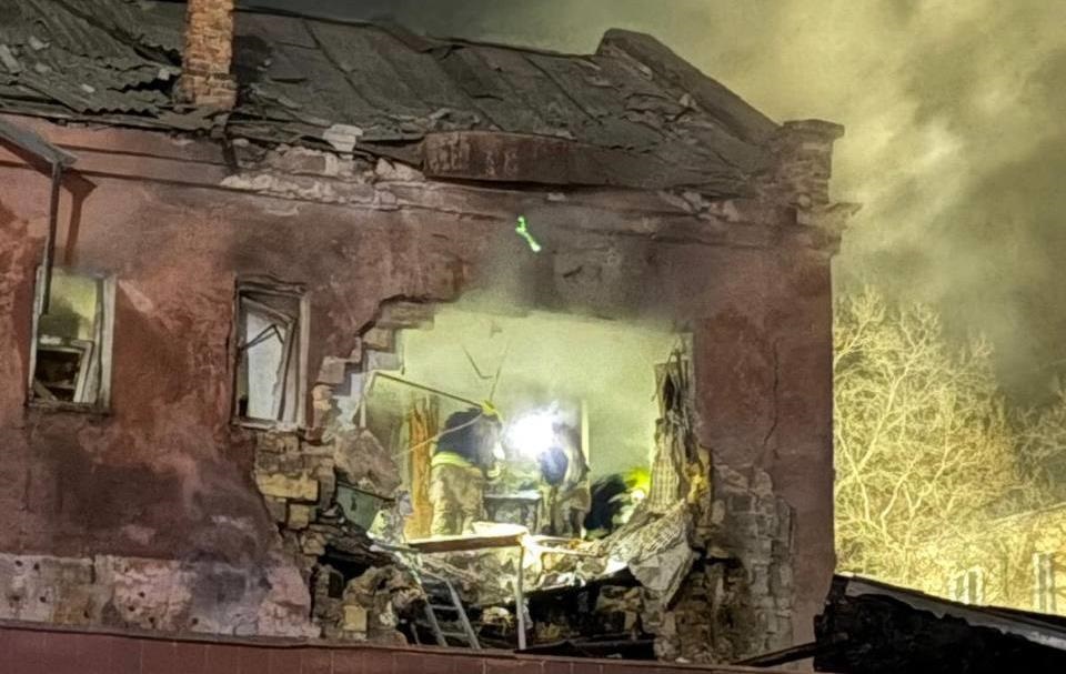 В Одесі БПЛА влучили у житлові будинки