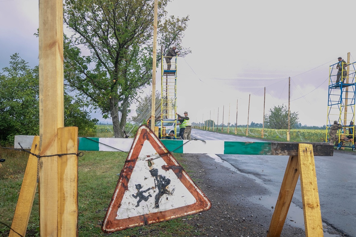 Кругова оборона і евакуація: до чого готують міста