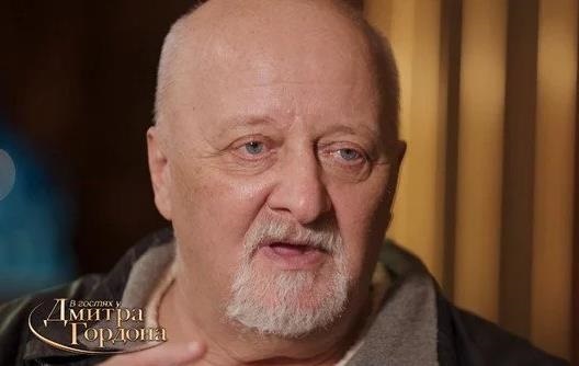 Окупанти розбили дім автора хіта Піду втоплюся у річці глибокій