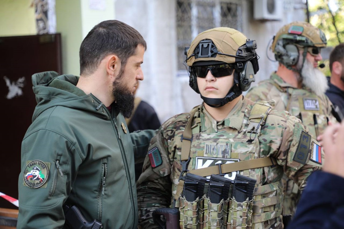 Сину Кадирова подарували чергову медаль