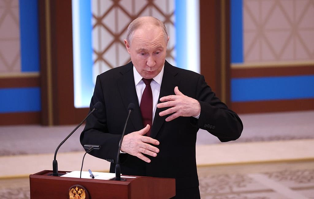 Вчені пообіцяли Путіну запасні органи з генномодифікованих свиней – ЗМІ