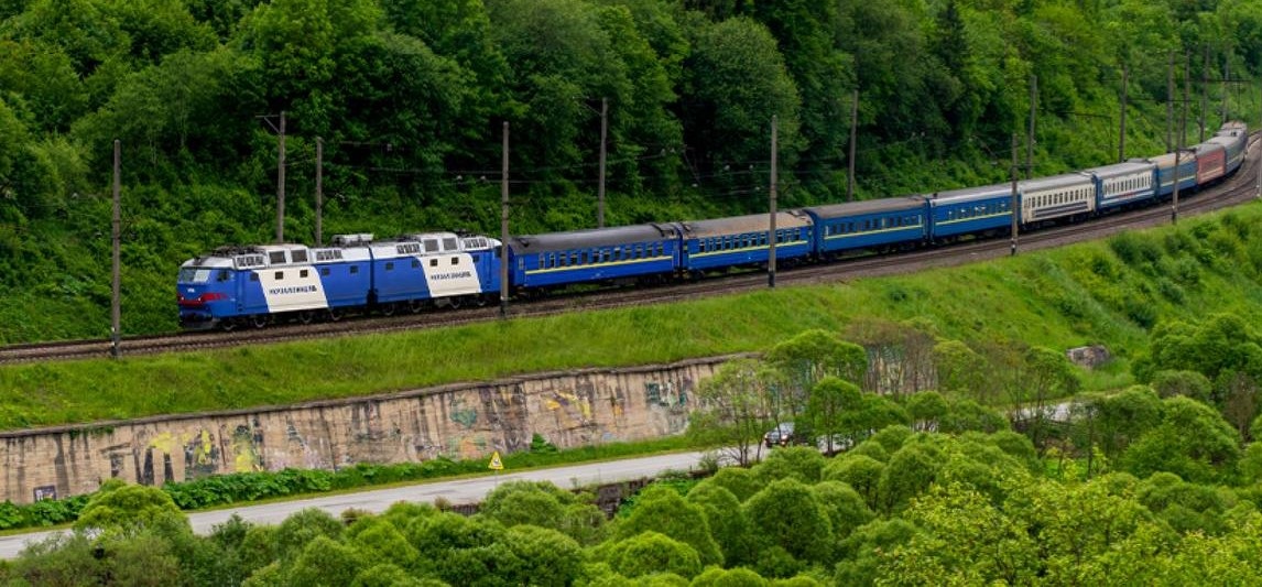 До Карпат пустять додаткові поїзди на вихідні