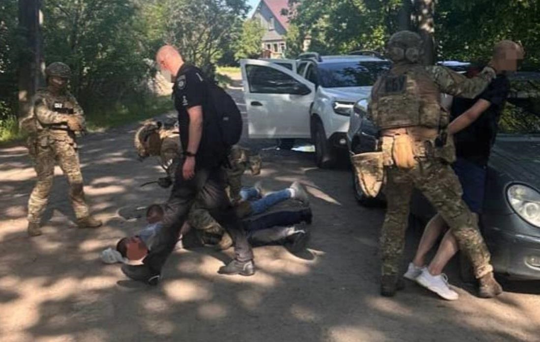 Працівники ТЦК вимагали 250 тис. у військовозобов’язаного