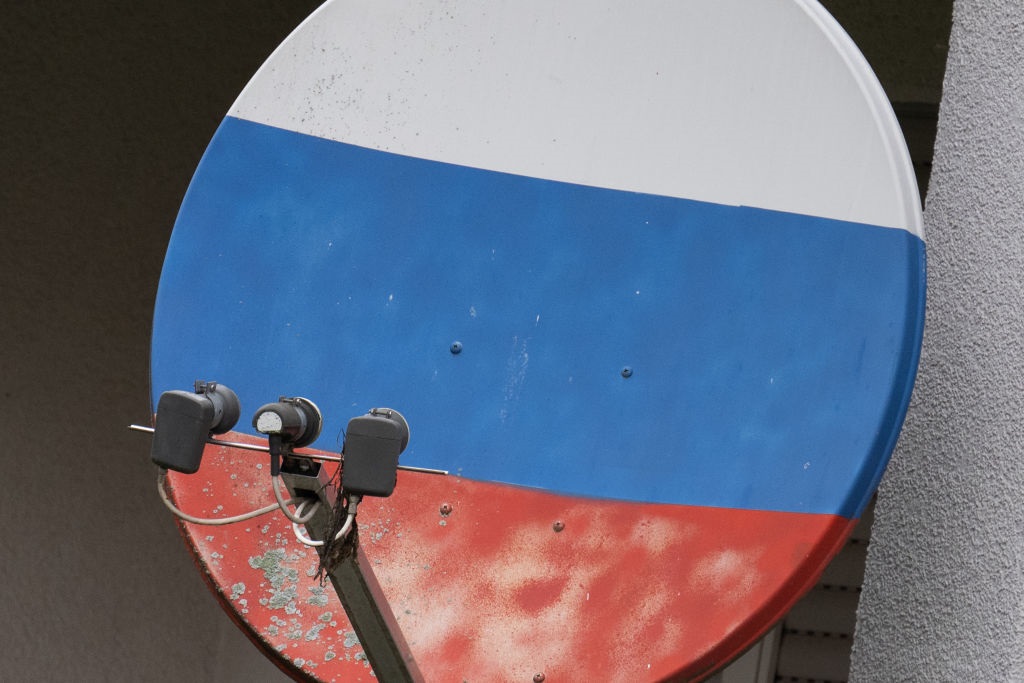 Російські супутники запідозрили в глушінні GPS над Європою – NYT