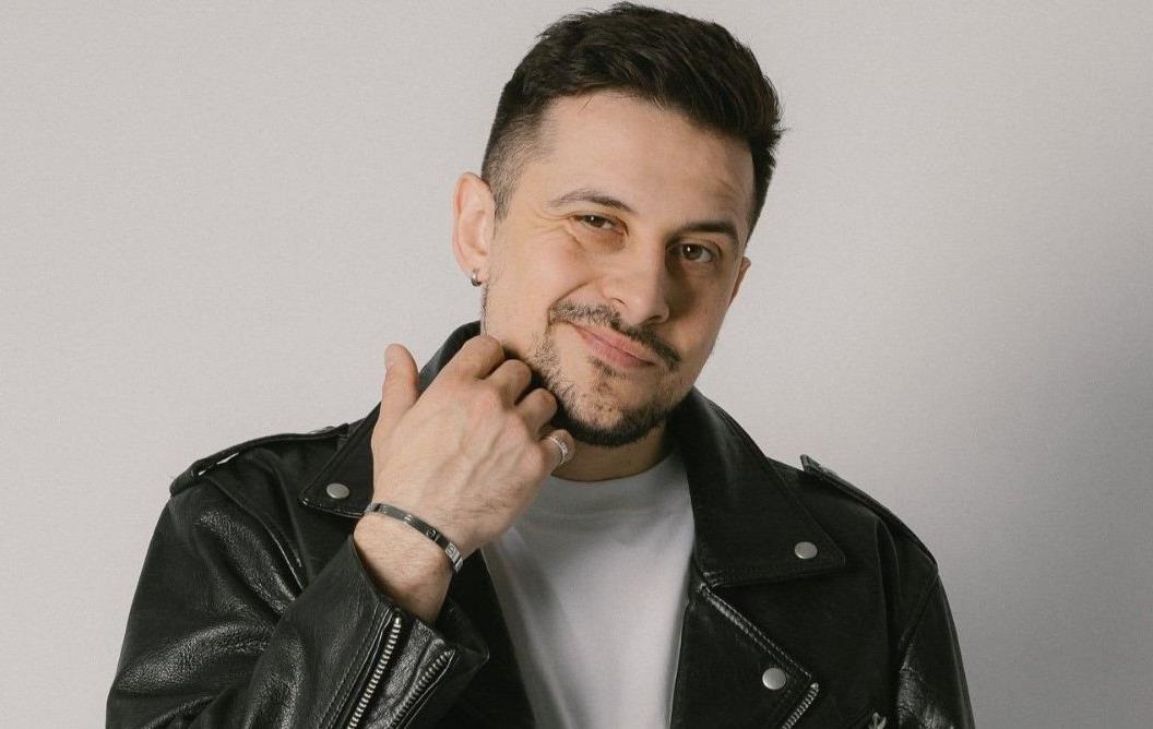 Ведучий Караоке на Майдані переніс низку операцій: що з ним сталося