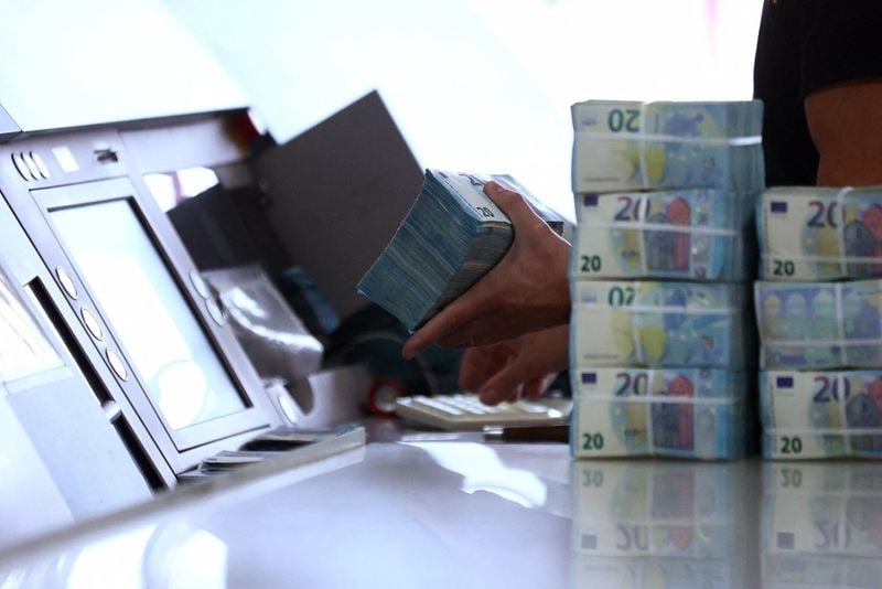 Бельгія почала відмовляти росіянам у розблокуванні заморожених активів
