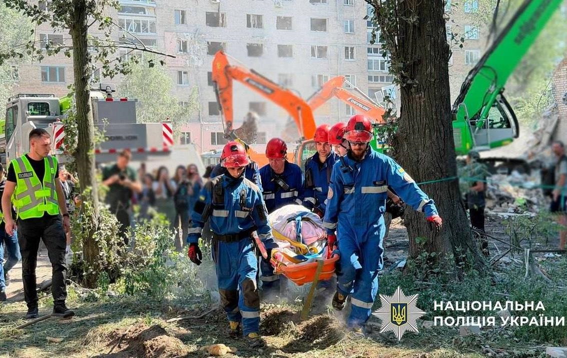 Кількість постраждалих в Києві зросла до 100 осіб