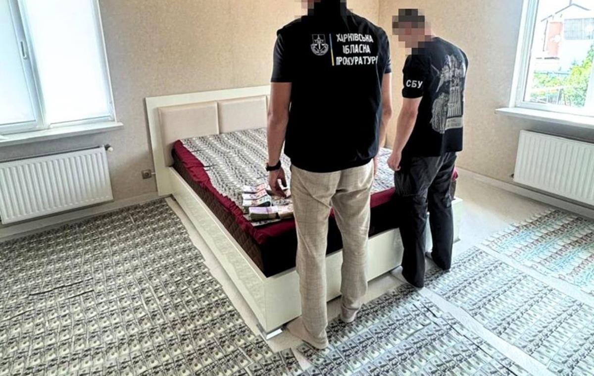 Лікарі заробили мільйони на довідках ухилянтам