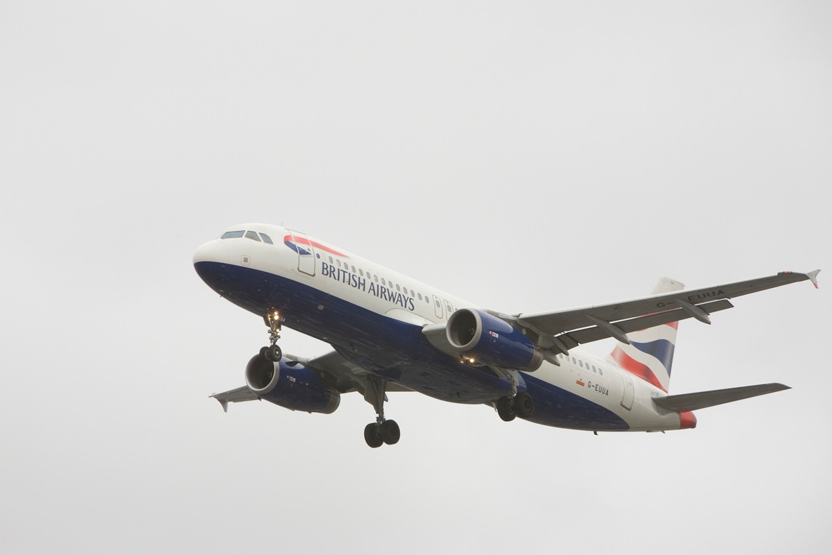 П’яні бортпровідників зірвали рейс British Airways