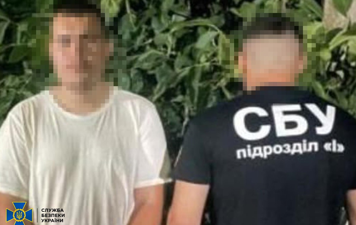 Палили авто ЗСУ: на Одещині та Вінниччині викрили неповнолітніх агентів РФ