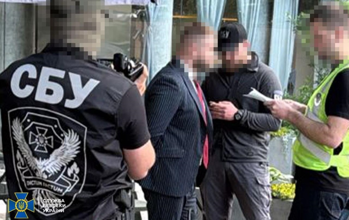 У Києві затримали адвоката на хабарі у $30 тисяч