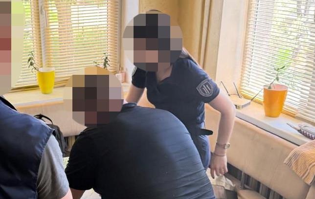 Виправдовував агресію РФ: правоохоронцю з Одещини загрожує 8 років тюрми