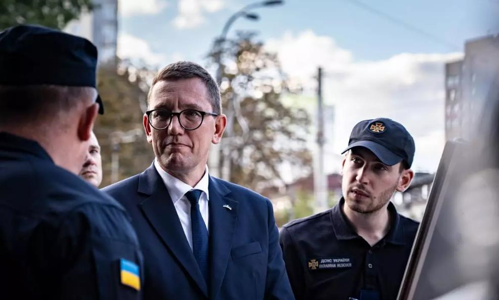 Естонську делегацію звозили на столичну Лук’янівку